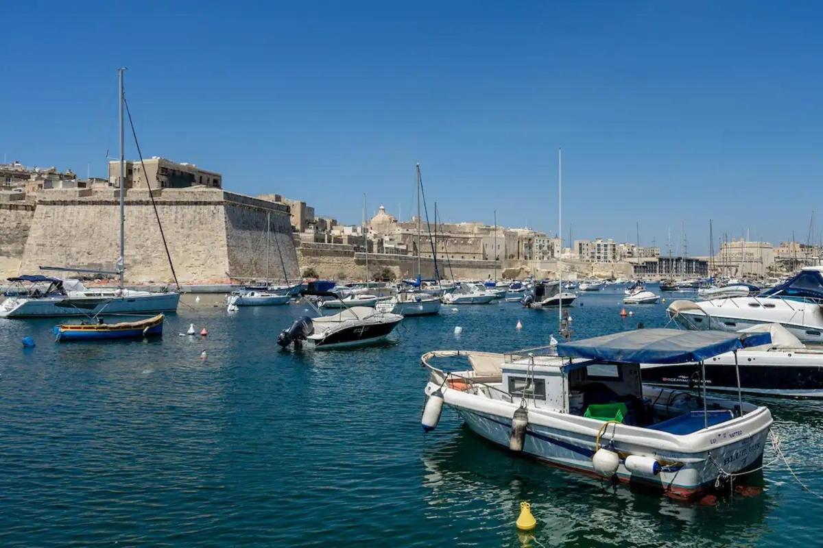 Modern Apt Kalkara Seafront! Εξωτερικό φωτογραφία